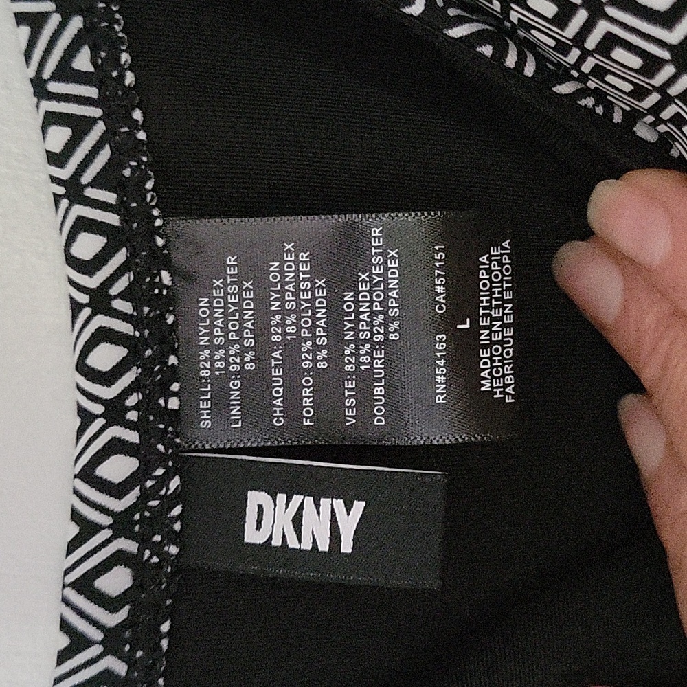 DKNY Swimsuit One Piece Black White Tummy Control Slimming Geometric Design Sz.L - Picture 5 of 16